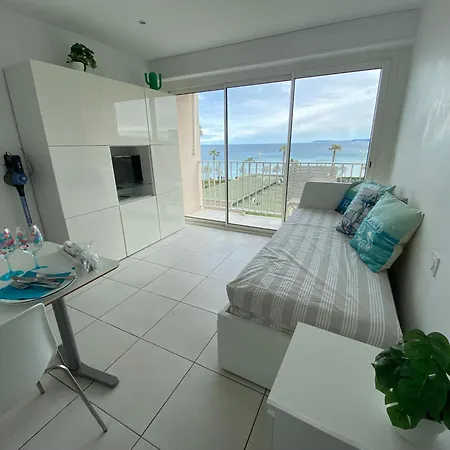 Magnifique 4 Pers Vue Et Bord De Mer, Parking, Clim, Wifi *