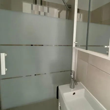 Magnifique 4 Pers Vue Et Bord De Mer, Parking, Clim, Wifi Apartment